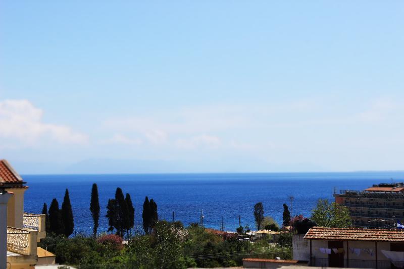 Bella Vista Hotel Studios & Apartments Parga Exterior photo